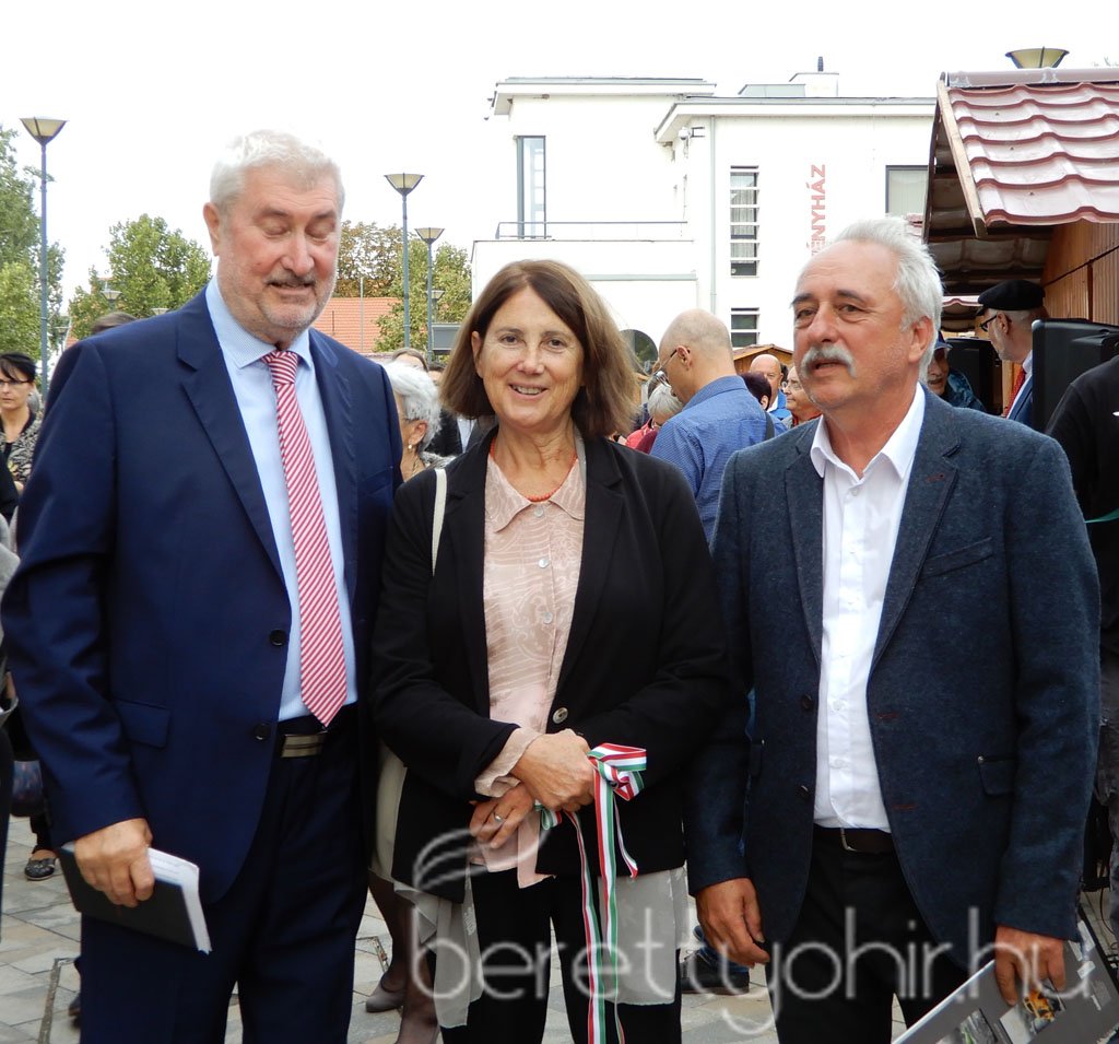 Konrád-emlékpad avatás 34